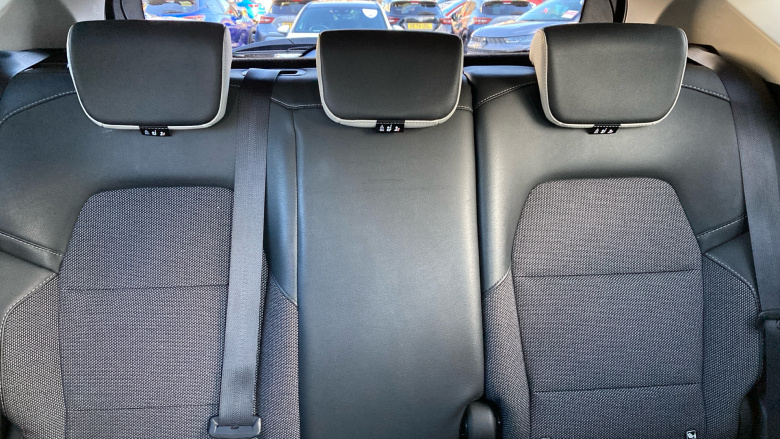 Renault Captur 1.3 TCE 140 SE Edition 5dr Petrol Hatchback